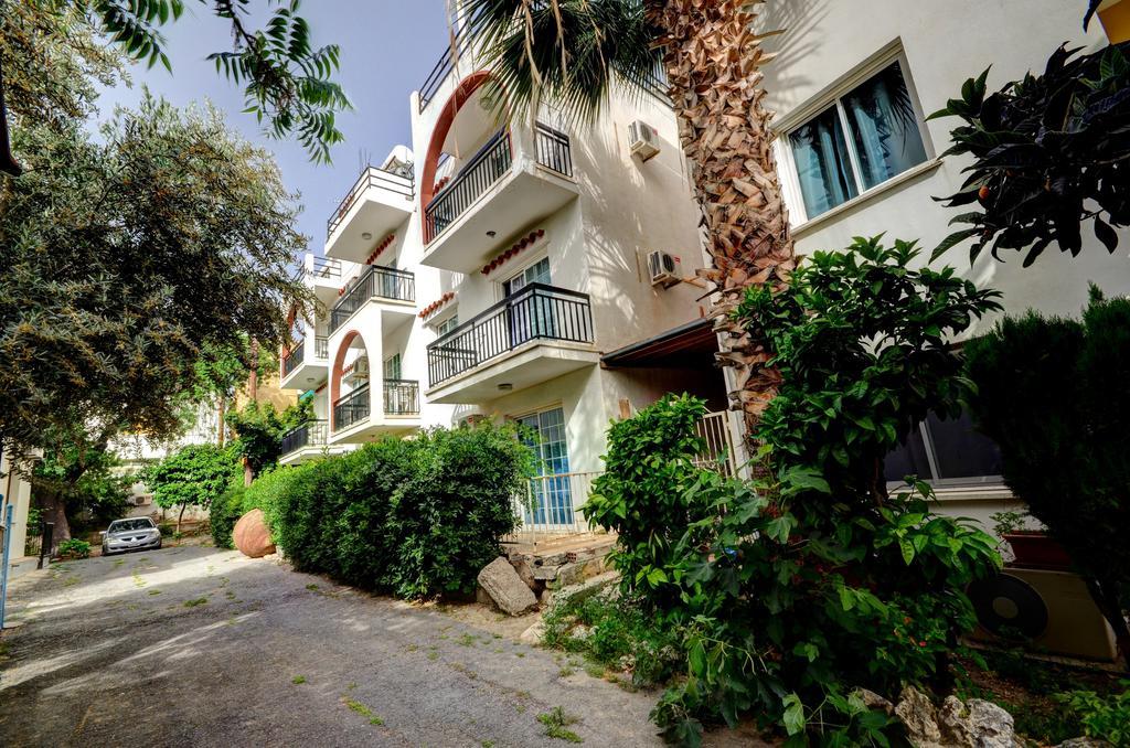 Renos Apartments Polis Exterior foto
