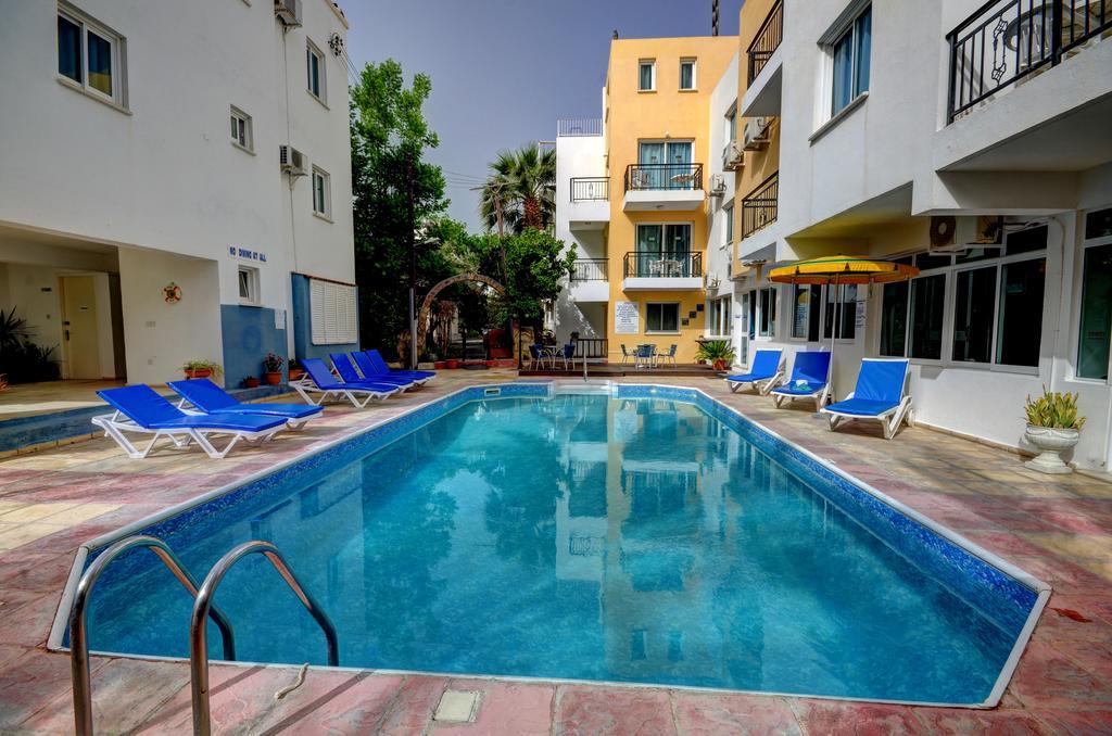 Renos Apartments Polis Exterior foto